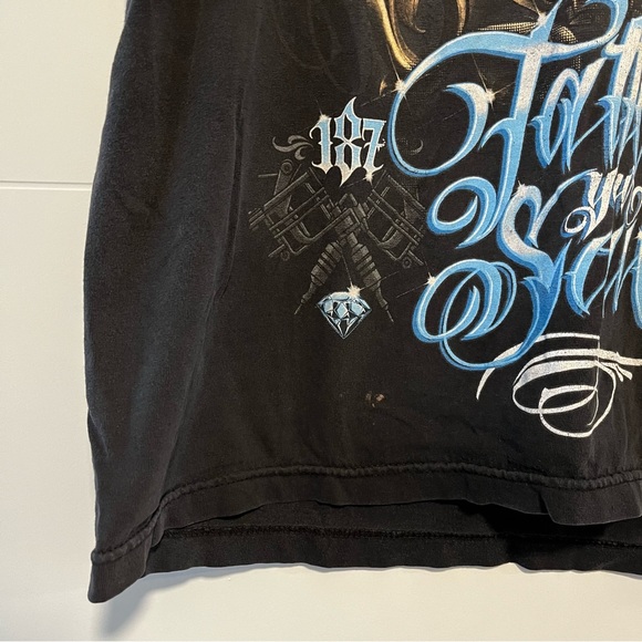 187 | Graphic Tee Shirt - Picture 6 of 16